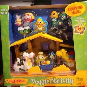 Complete Veggie Tales Nativity Playset Light Up Angel and Star 2014 Discontinued
